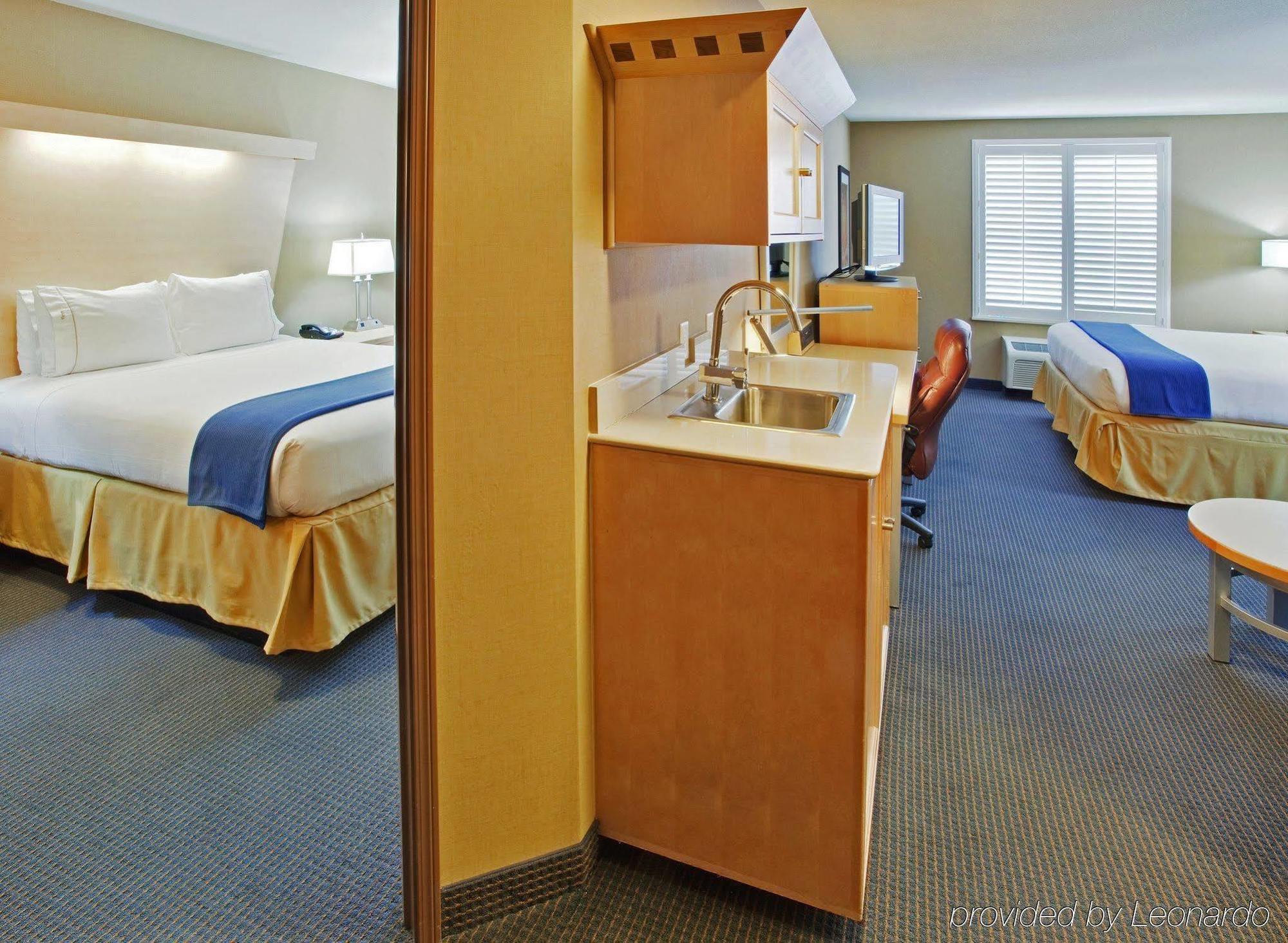 Holiday Inn Express Hotel & Suites Modesto-Salida By Ihg Zewnętrze zdjęcie