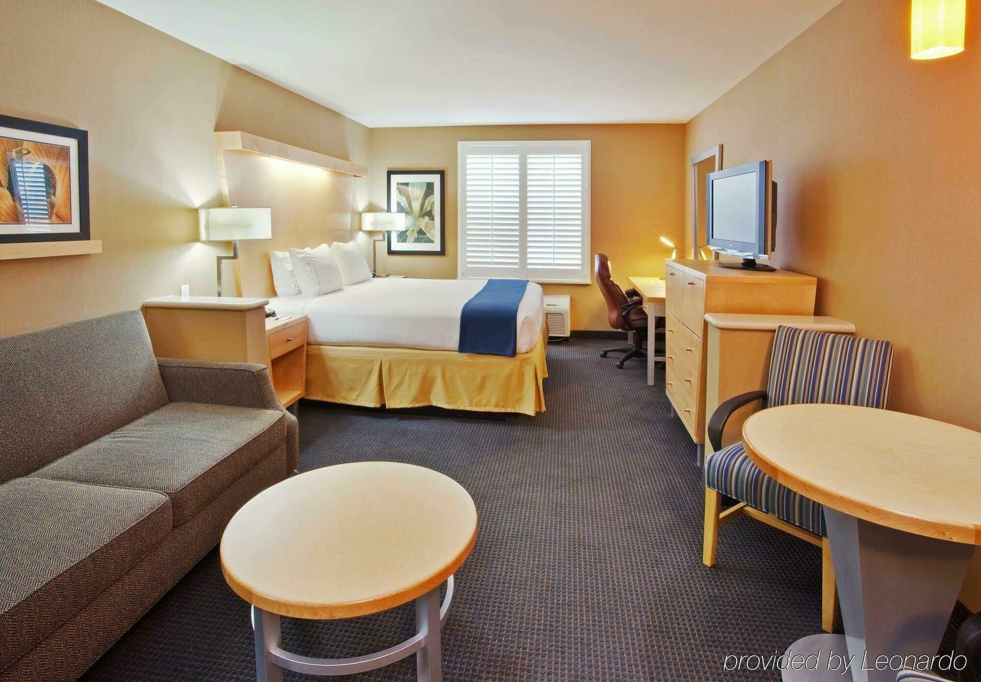 Holiday Inn Express Hotel & Suites Modesto-Salida By Ihg Zewnętrze zdjęcie